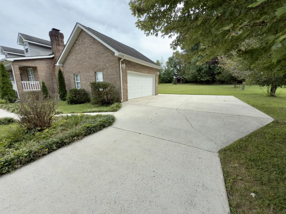 90 Heather Hts Bradyville, TN 37026