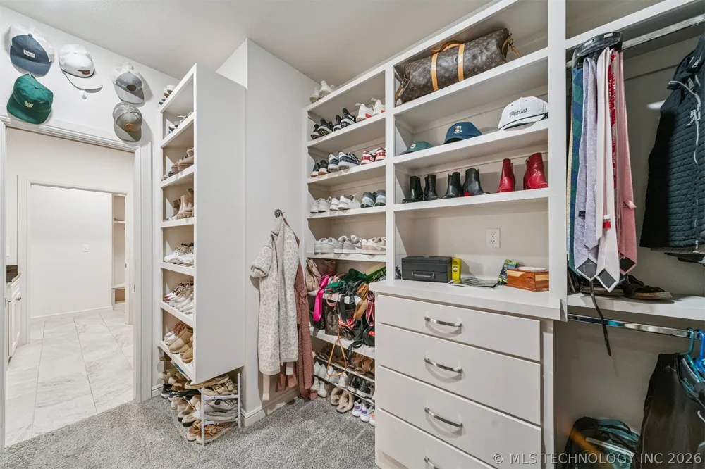 2888 Front Road Catoosa, OK 74015
