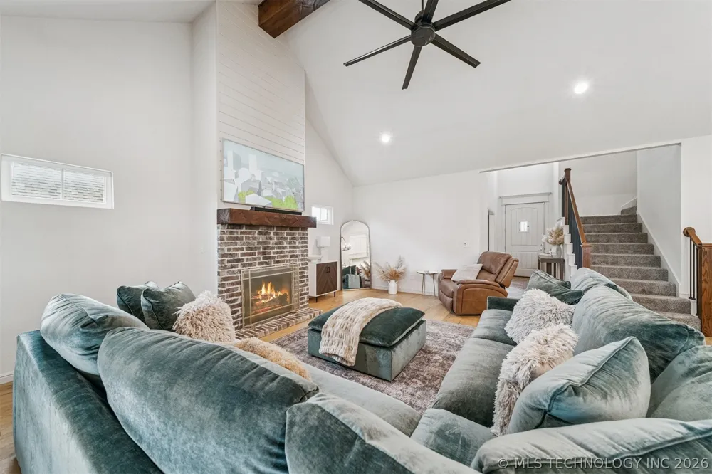 2888 Front Road Catoosa, OK 74015