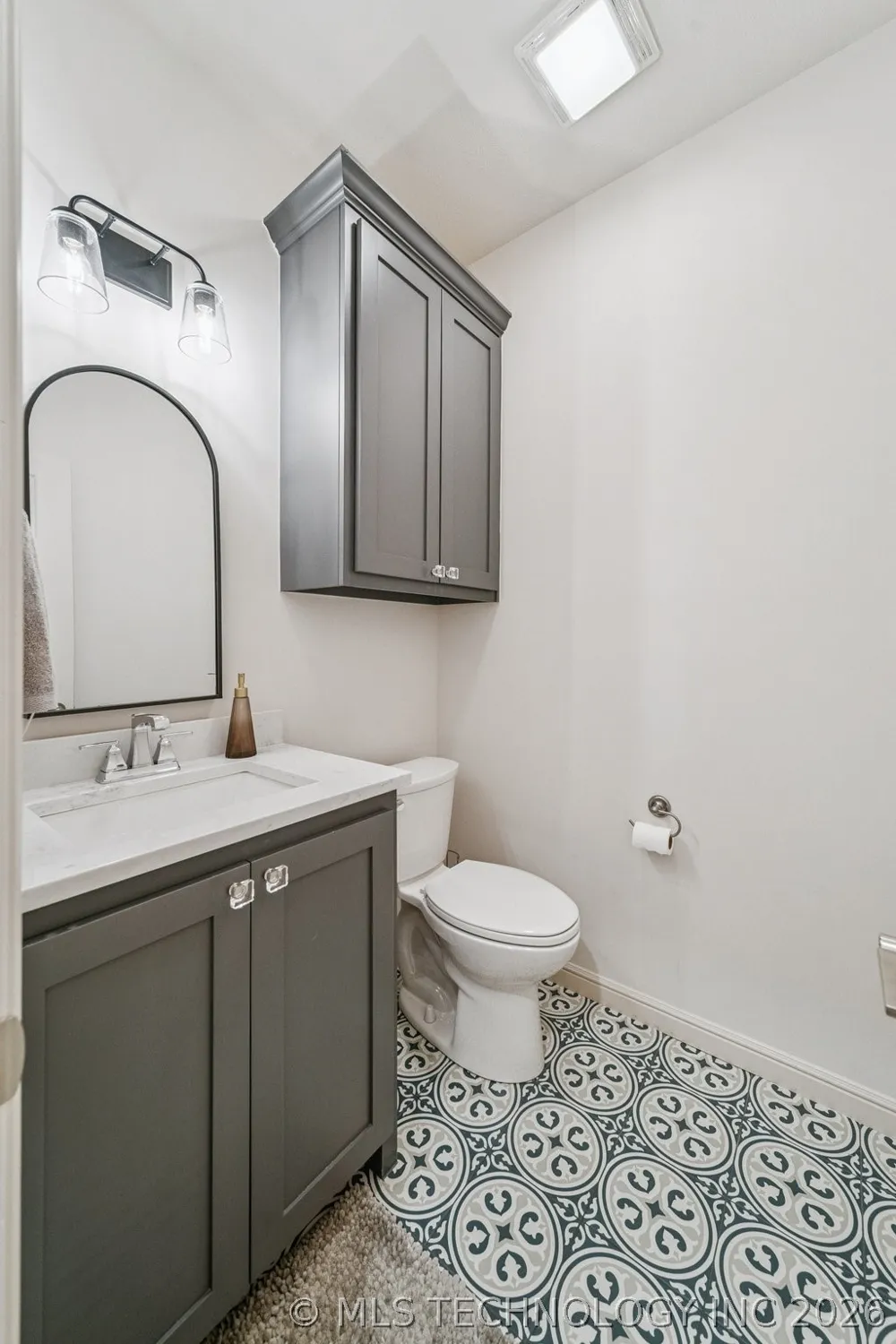 2888 Front Road Catoosa, OK 74015