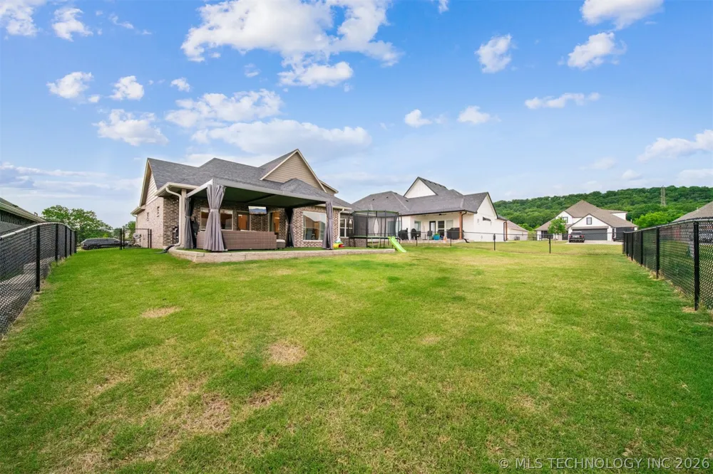 2888 Front Road Catoosa, OK 74015