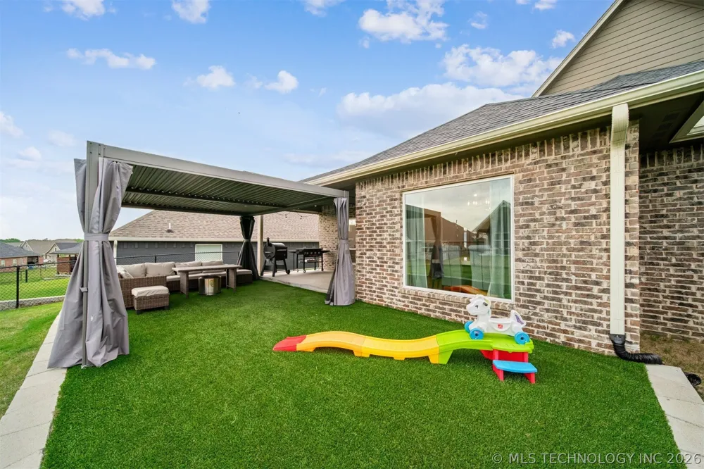 2888 Front Road Catoosa, OK 74015