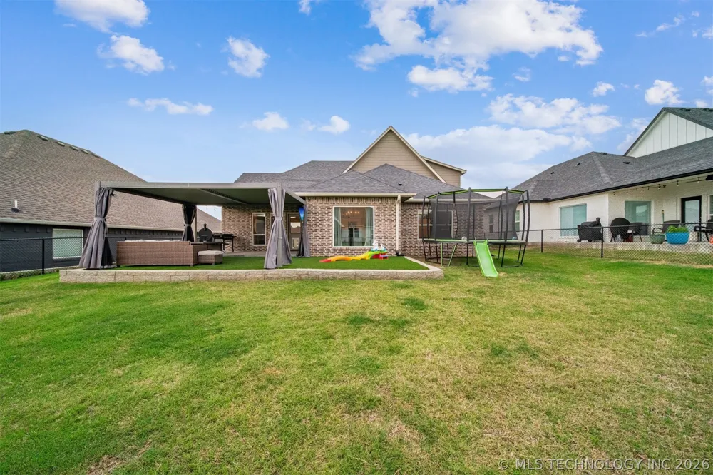 2888 Front Road Catoosa, OK 74015