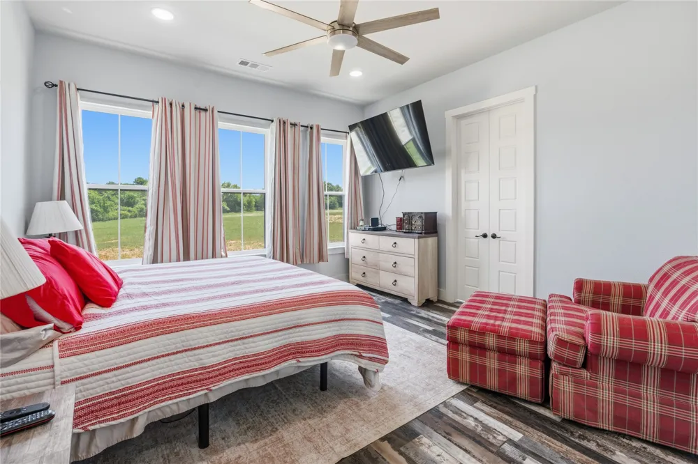 1100 Maverick Court Rio Vista, TX 76093