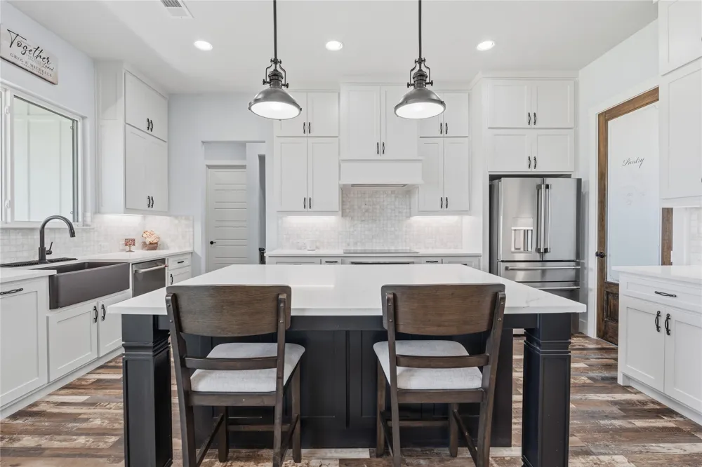 1100 Maverick Court Rio Vista, TX 76093