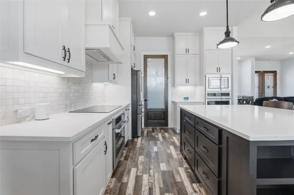 1100 Maverick Court Rio Vista, TX 76093