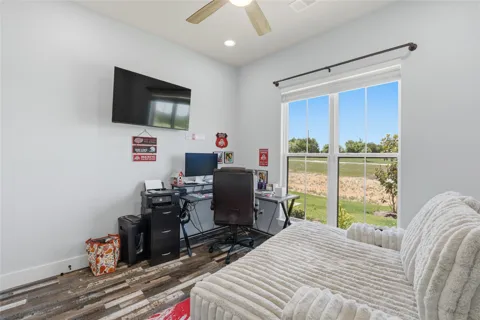 1100 Maverick Court