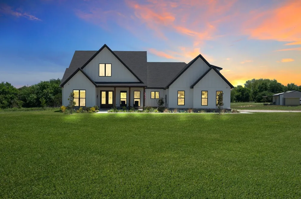1100 Maverick Court Rio Vista, TX 76093