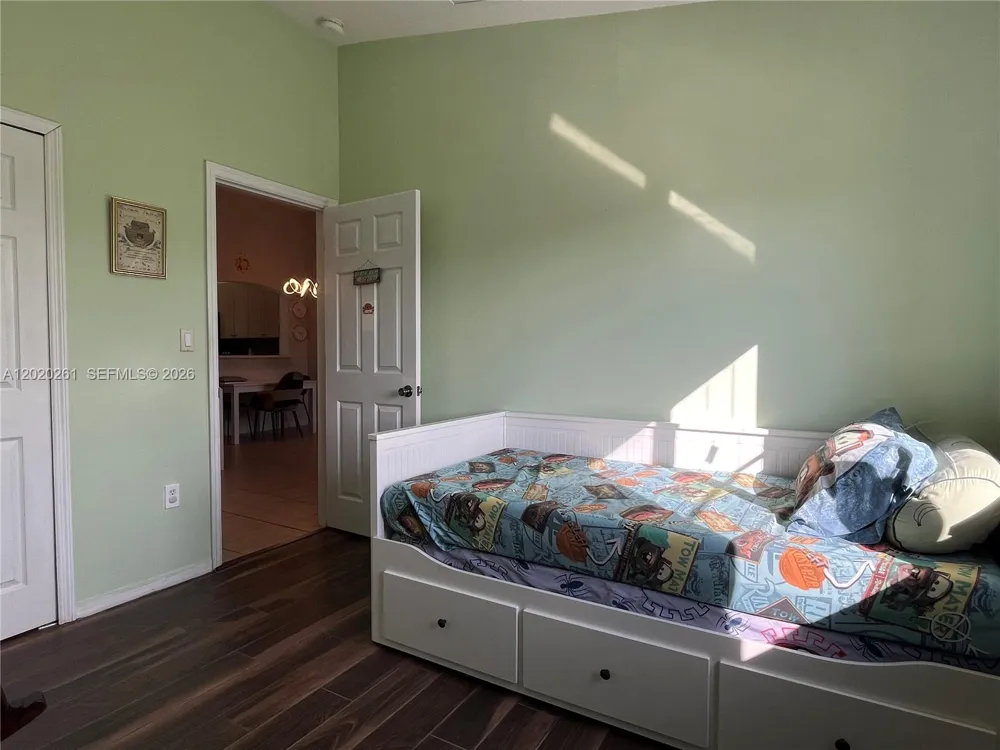 22731 SW 88th Pl #303 Cutler Bay, FL 33190