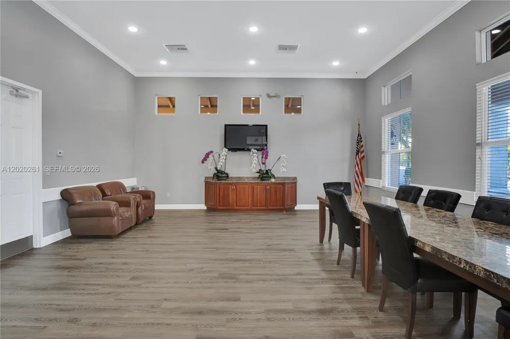 22731 SW 88th Pl #303 Cutler Bay, FL 33190