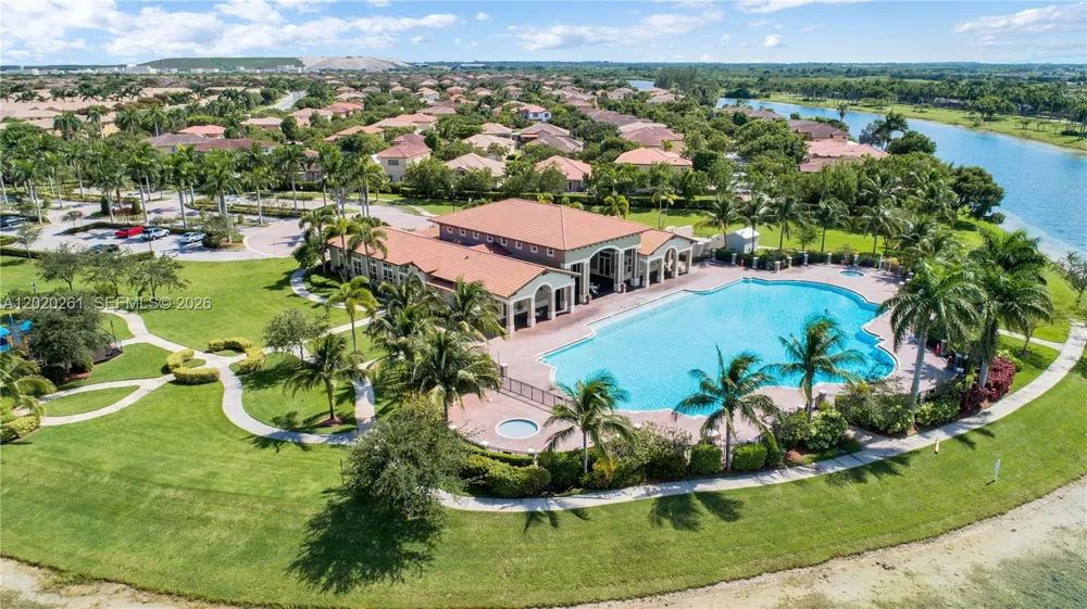 22731 SW 88th Pl #303 Cutler Bay, FL 33190
