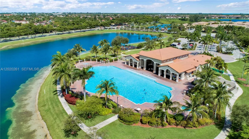 22731 SW 88th Pl #303 Cutler Bay, FL 33190