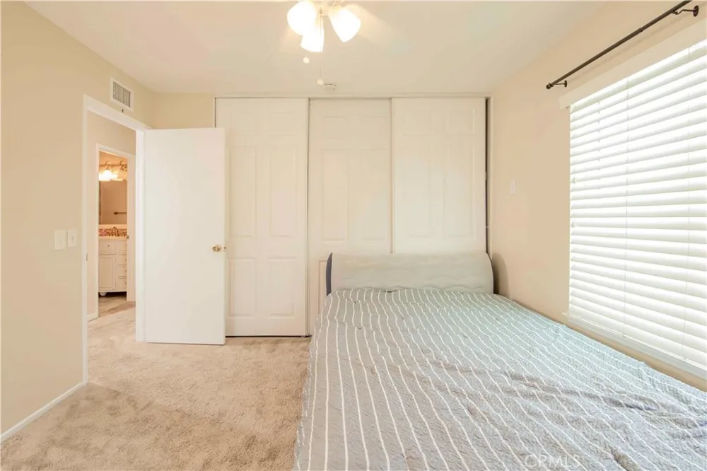1452 GRANADA AVENUE Corona, CA 92878