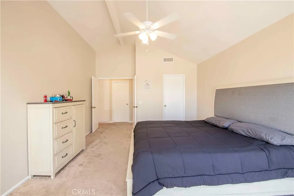 1452 GRANADA AVENUE Corona, CA 92878