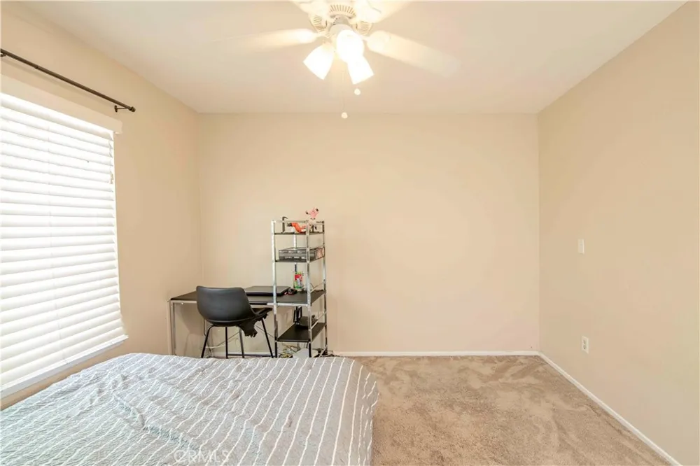 1452 GRANADA AVENUE Corona, CA 92878