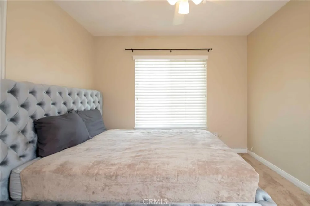 1452 GRANADA AVENUE Corona, CA 92878