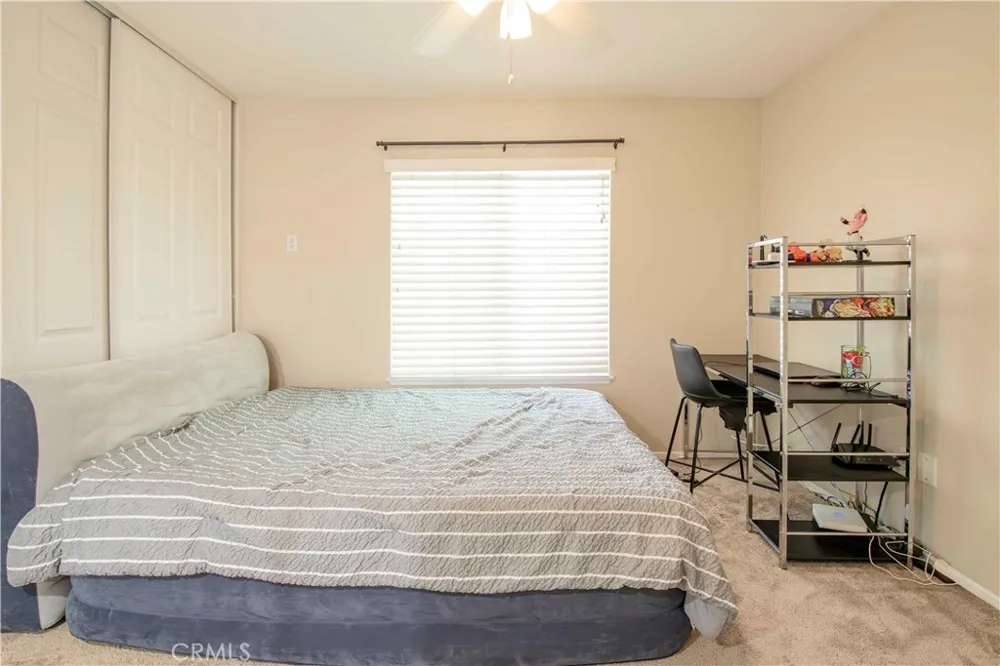 1452 GRANADA AVENUE Corona, CA 92878
