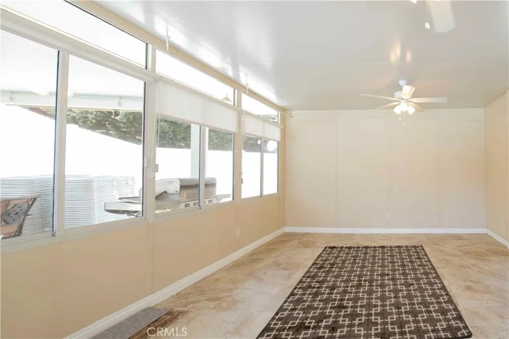 1452 GRANADA AVENUE Corona, CA 92878