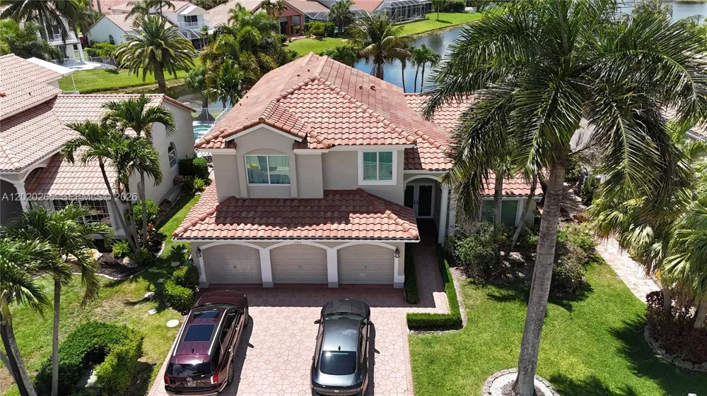 19432 Preserve Dr Boca Raton, FL 33498