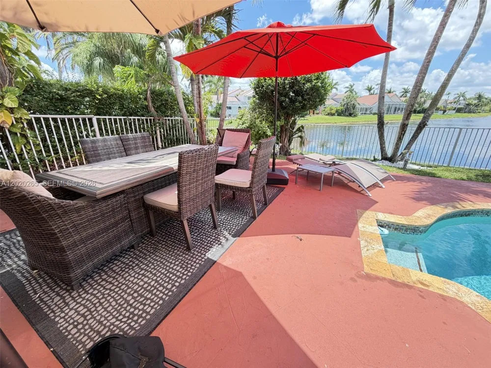 19432 Preserve Dr Boca Raton, FL 33498