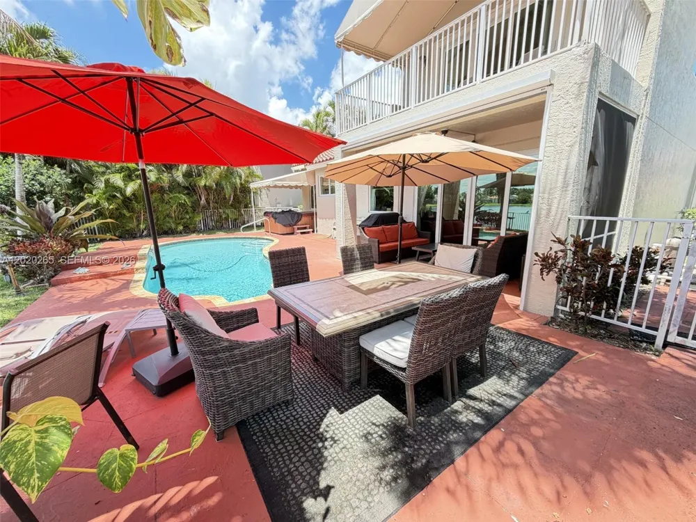 19432 Preserve Dr Boca Raton, FL 33498