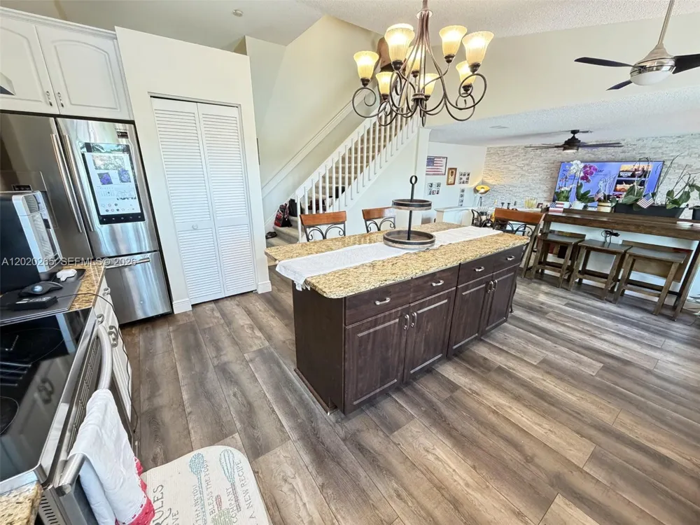19432 Preserve Dr Boca Raton, FL 33498