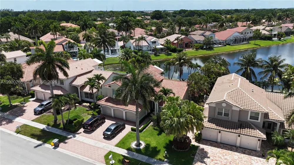 19432 Preserve Dr Boca Raton, FL 33498