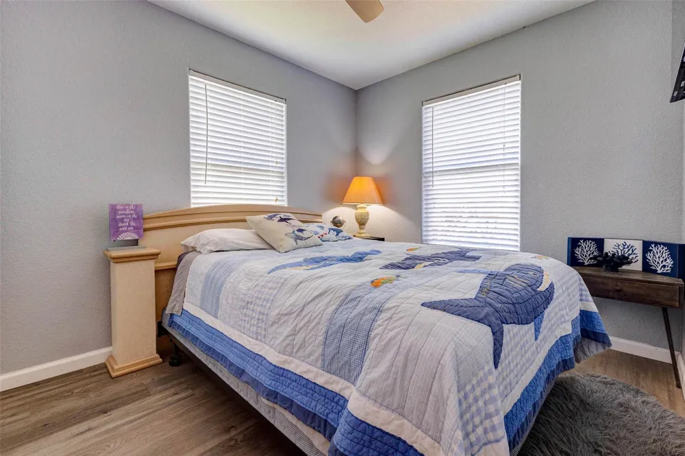 90 Dolphin Lane Freeport, TX 77541