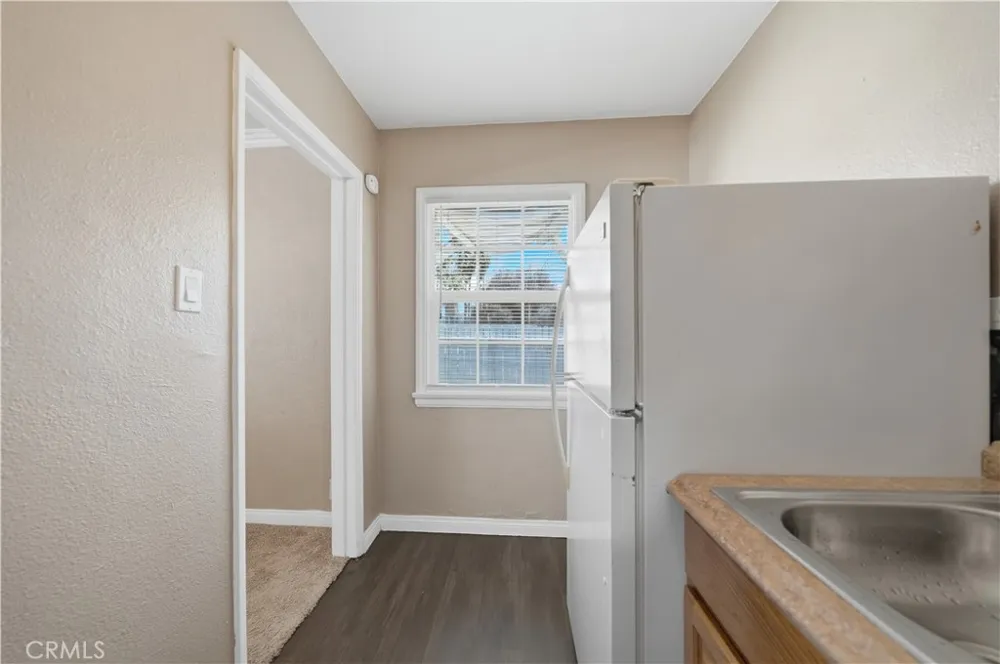 17797 Grand A & B Lake Elsinore, CA 92530