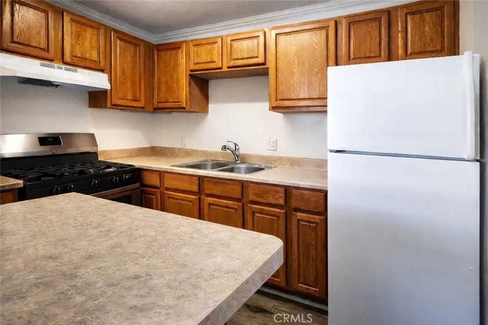 17797 Grand A & B Lake Elsinore, CA 92530