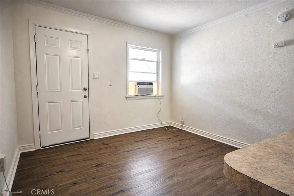 17797 Grand A & B Lake Elsinore, CA 92530
