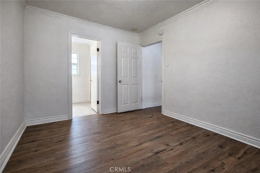 17797 Grand A & B Lake Elsinore, CA 92530