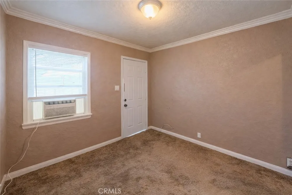 17797 Grand A & B Lake Elsinore, CA 92530