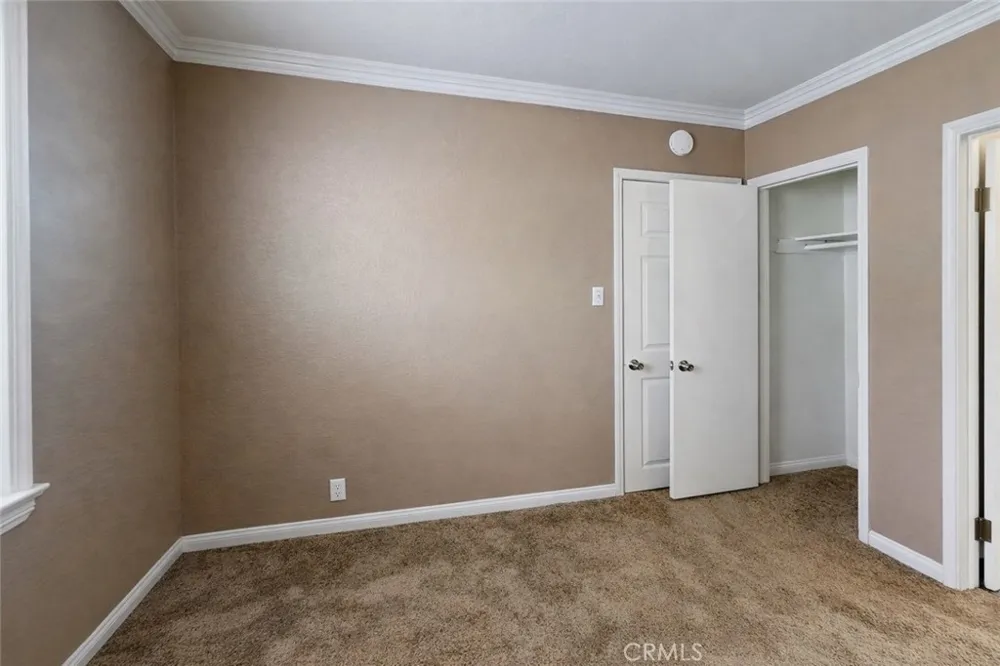 17797 Grand A & B Lake Elsinore, CA 92530