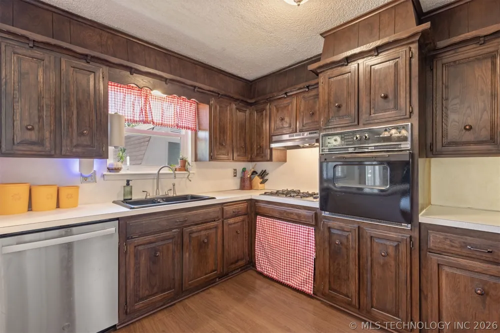 12002 E 39th Street Tulsa, OK 74146