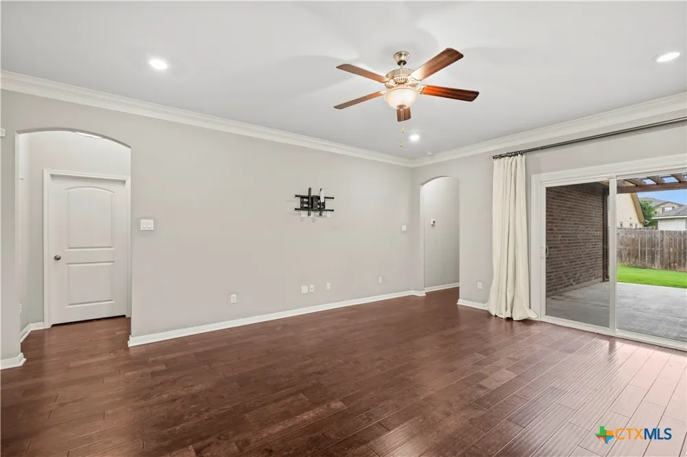 5353 Lancaster Drive Belton, TX 76513