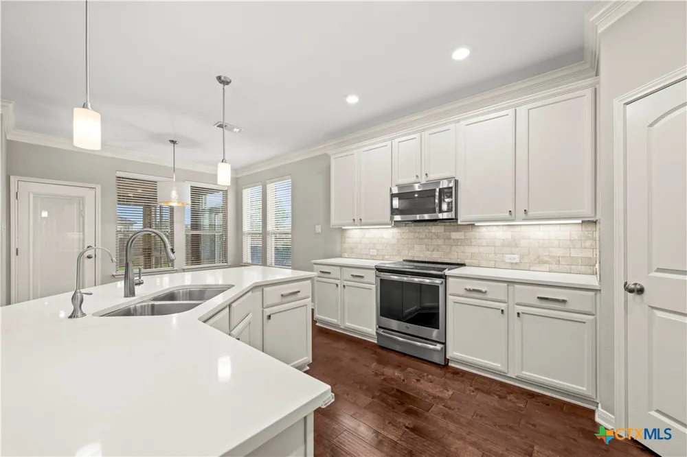 5353 Lancaster Drive Belton, TX 76513