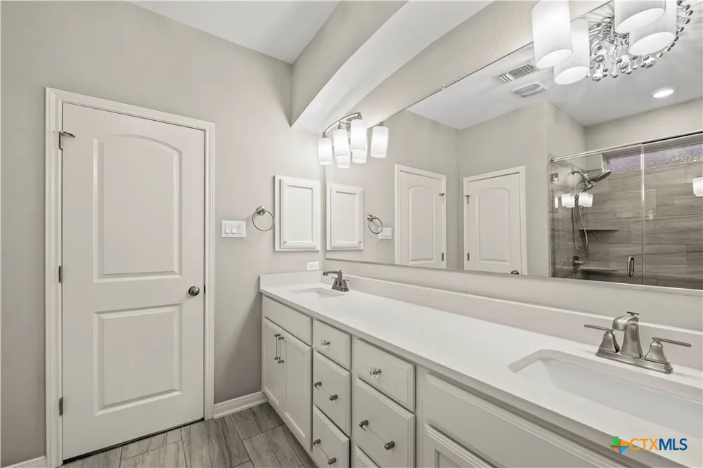 5353 Lancaster Drive Belton, TX 76513