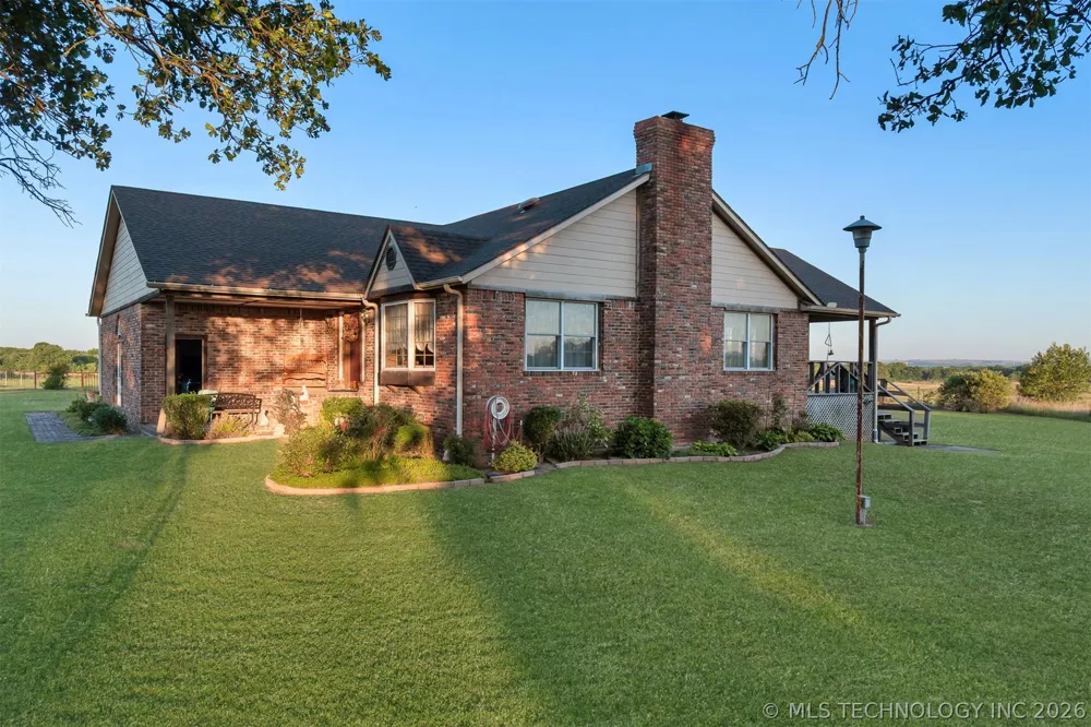 24751 S 200 ROAD Henryetta, OK 74437