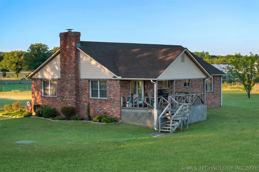 24751 S 200 ROAD Henryetta, OK 74437