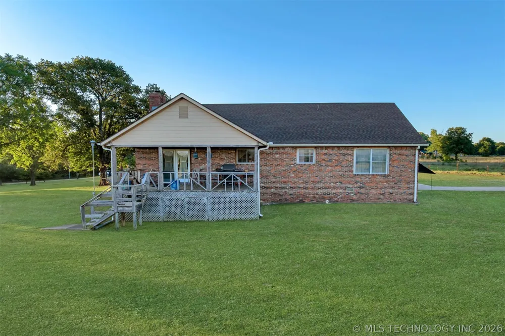24751 S 200 ROAD Henryetta, OK 74437
