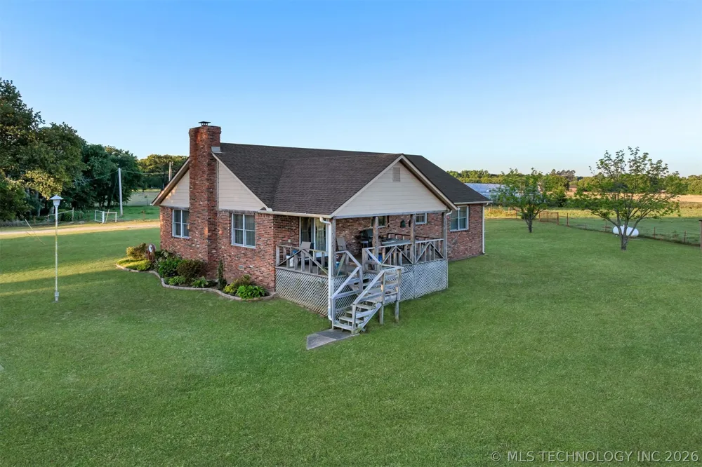 24751 S 200 ROAD Henryetta, OK 74437