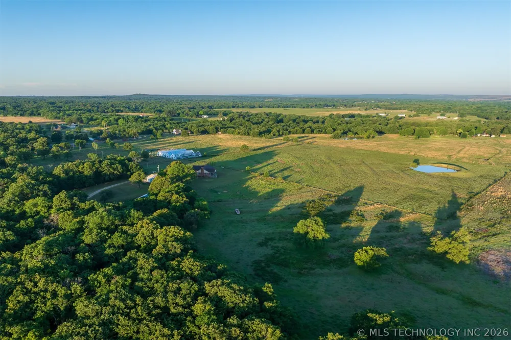 24751 S 200 ROAD Henryetta, OK 74437
