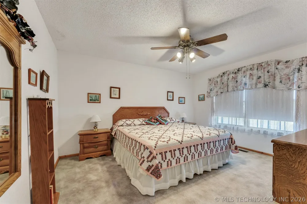 24751 S 200 ROAD Henryetta, OK 74437