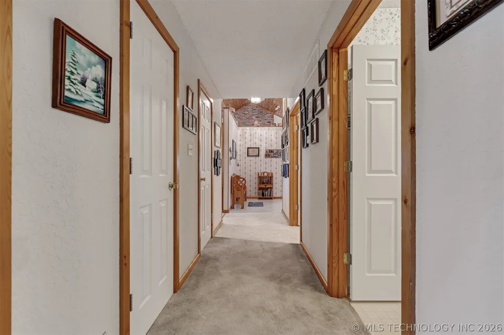 24751 S 200 ROAD Henryetta, OK 74437