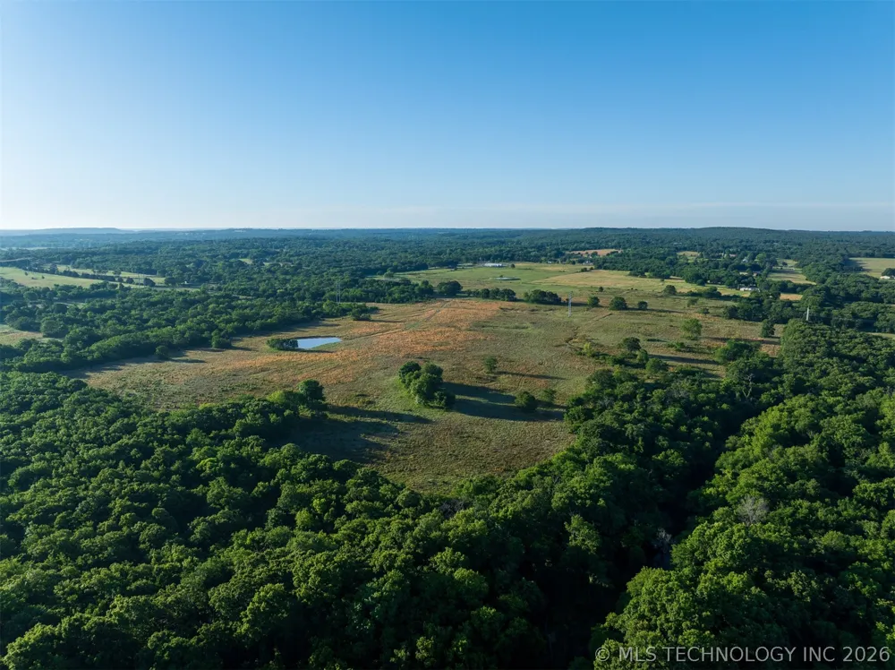 24751 S 200 ROAD Henryetta, OK 74437