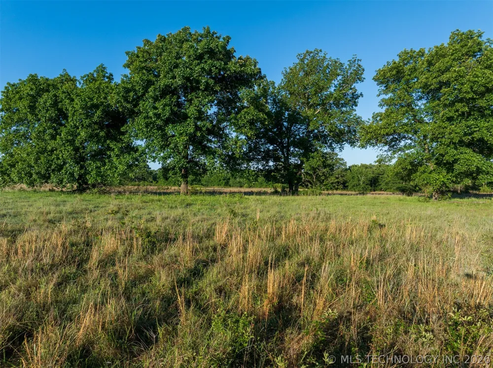 24751 S 200 ROAD Henryetta, OK 74437