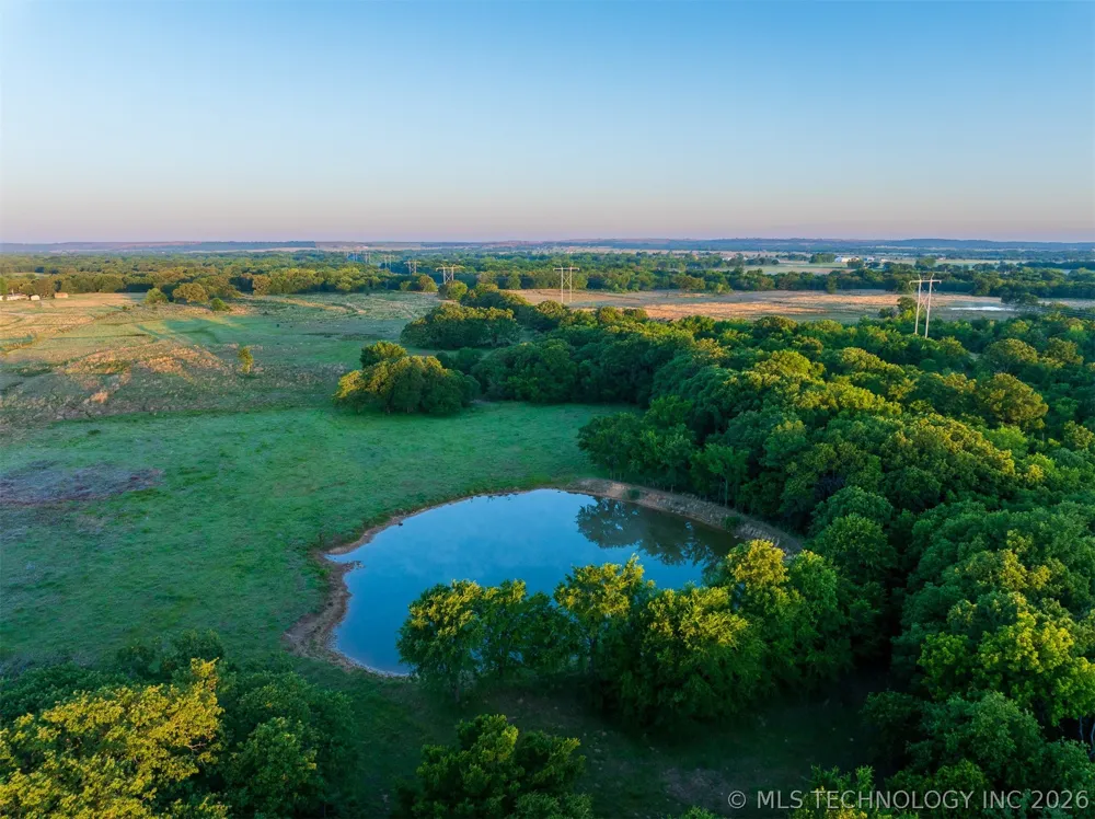 24751 S 200 ROAD Henryetta, OK 74437