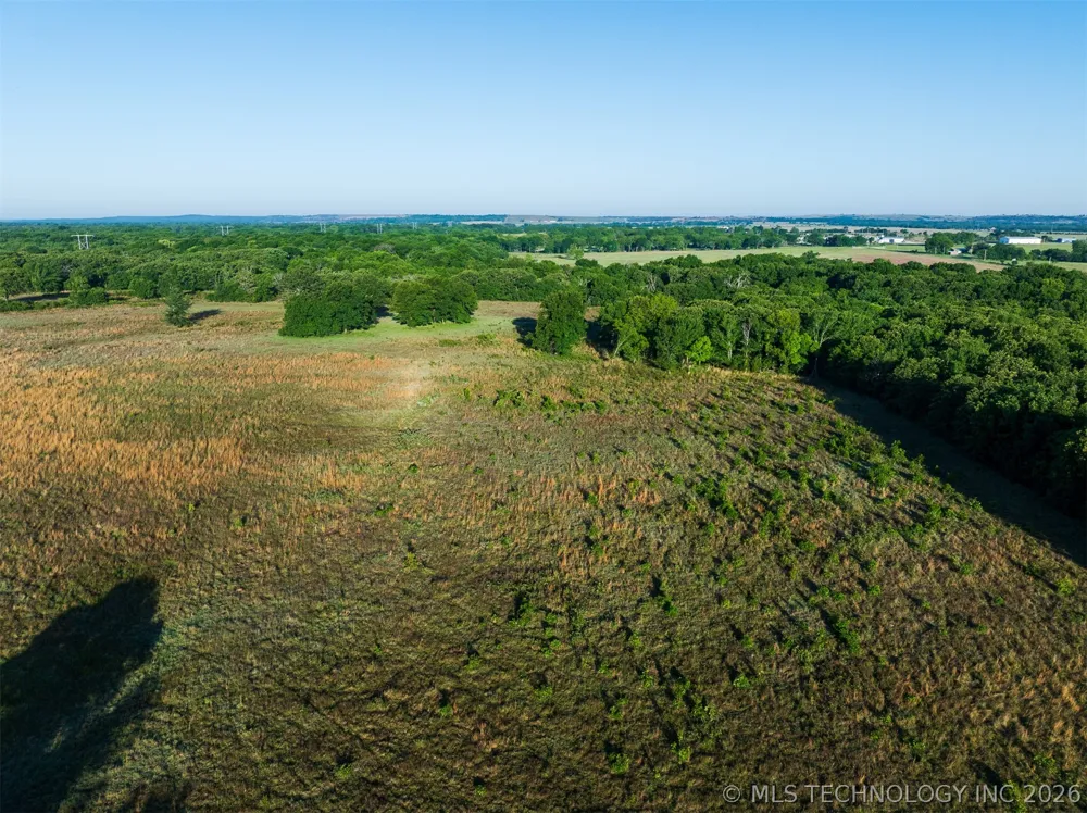 24751 S 200 ROAD Henryetta, OK 74437