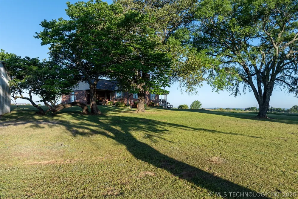 24751 S 200 ROAD Henryetta, OK 74437